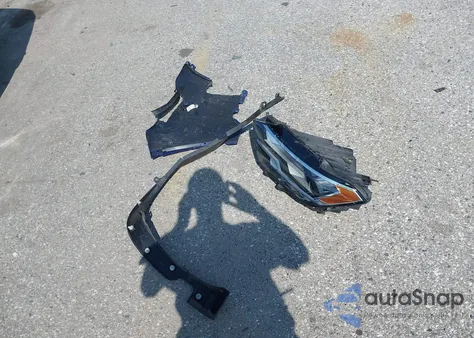 2024 Toyota Corolla Cross Xle из США, поврежденный, VIN 7MUDAABG8RV088326